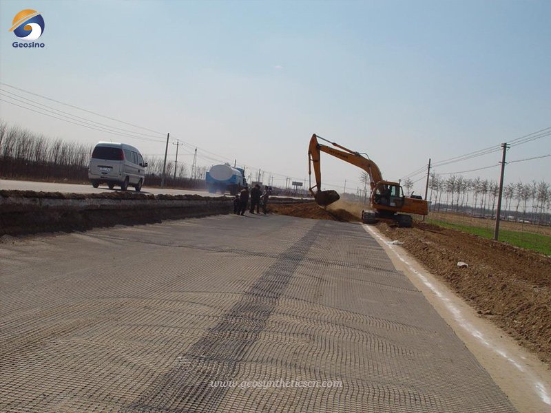 Warp Knitting Polyester Geogrid for Road Construction