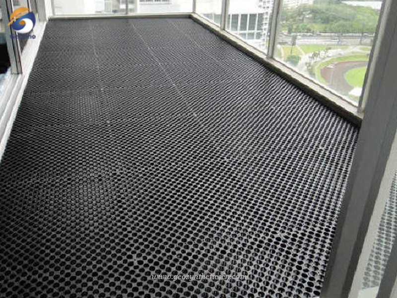 drainage cell with geotextile